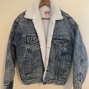 Vintage Levi's Stonewash Denim Jacket with Sherpa Lining